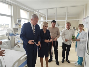 С тържествен водосвет откриха сектор Реанимация в МБАЛ Д-р Асен Велев-Разлог