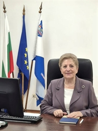 Кметът на община Мирково Цветанка Йотина с поздрав за празника на Общината
