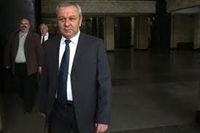 Митхат Табаков наврян в килия без WC, нощем ползва кофа