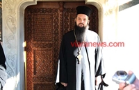 Най-младият духовник в Българската православна църква – йеромонах Максим от Дупница: От 7-годишен си изкарвам хляба сам, станах свещеник след пророчески сън, фен съм на фейсбук и криминалните романи