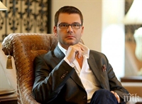 Д-р Ангел Енчев, пластичен хирург: Оперирах Николина Чакърдъкова