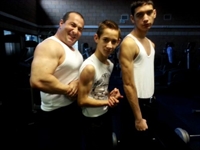 Митьо Крика: Ще съдя за пари този, който е поръчал да пишат в медиите, че съм гей!