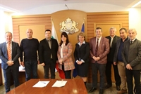  Запазват се постигнатите договорености на работещите в отрасъл „Горско стопанство“