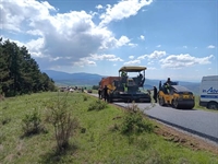 Пътят за параклиса в село Мирково е почти готов