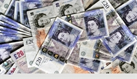  Британската лира прескочи 1,39 долара за първи път от близо три години
