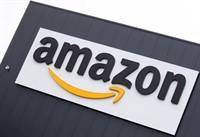 Amazon наема 100 000 служители заради бум на онлайн поръчки