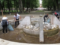 Кметът на Банско Георги Икономов и цялата Общинска администрация се включиха в кампанията „Да изчистим България за един ден“