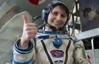 Няма да повярвате какво отнесе на МКС първата италианска астронавтка